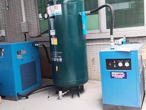 生產(chǎn)設(shè)備